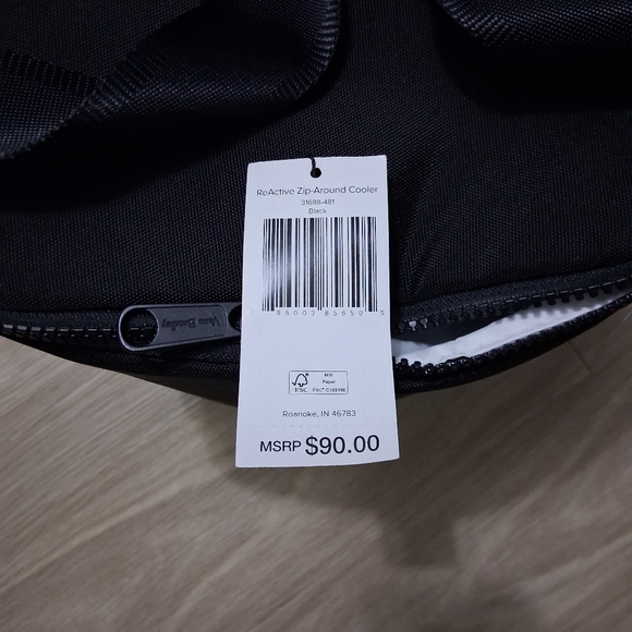 Star Wars Black VERA BRADLEY Cooler/ Lunch Bag Black And White - Picture 3 of 9